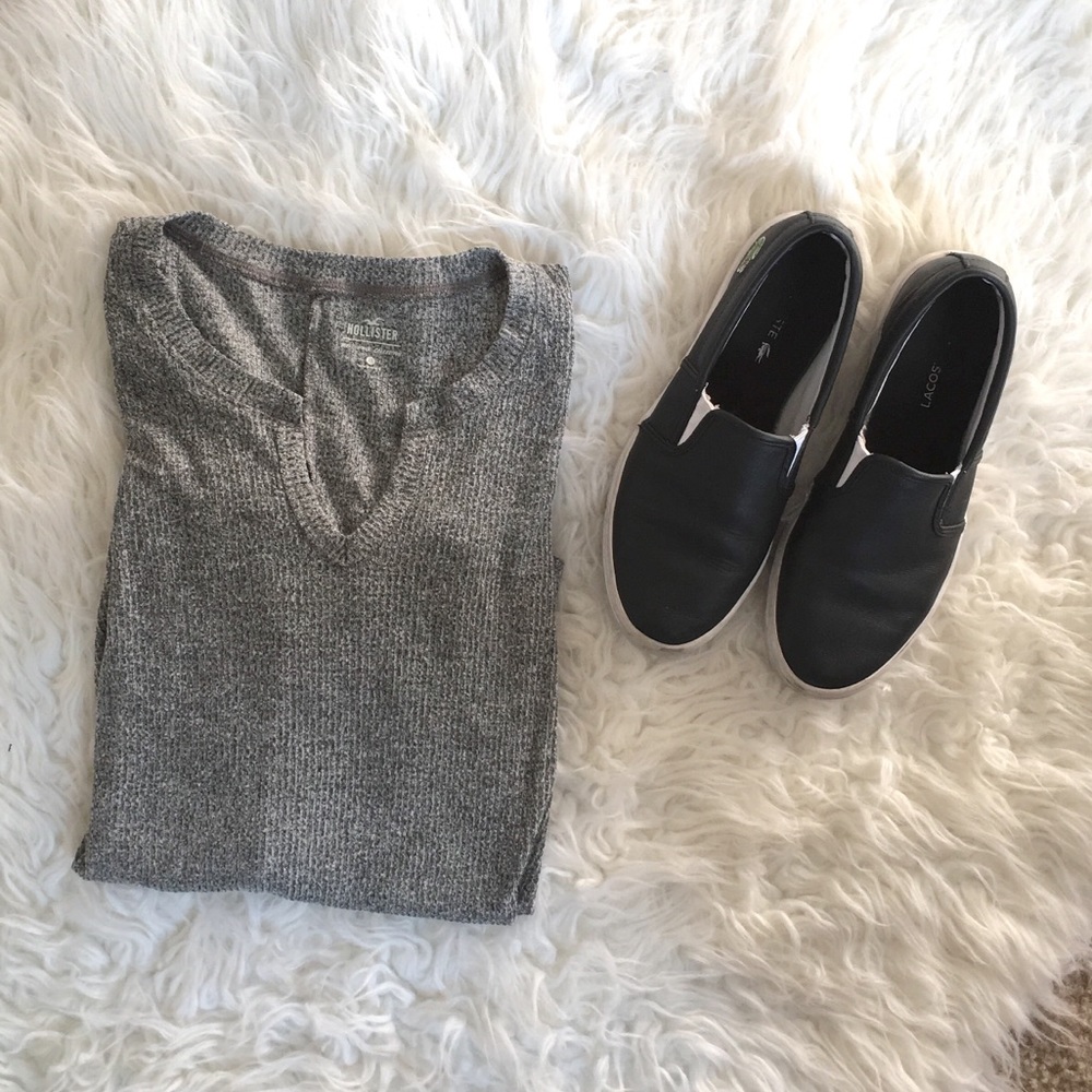 XS LONG SLEEVE HOLLISTER TOP